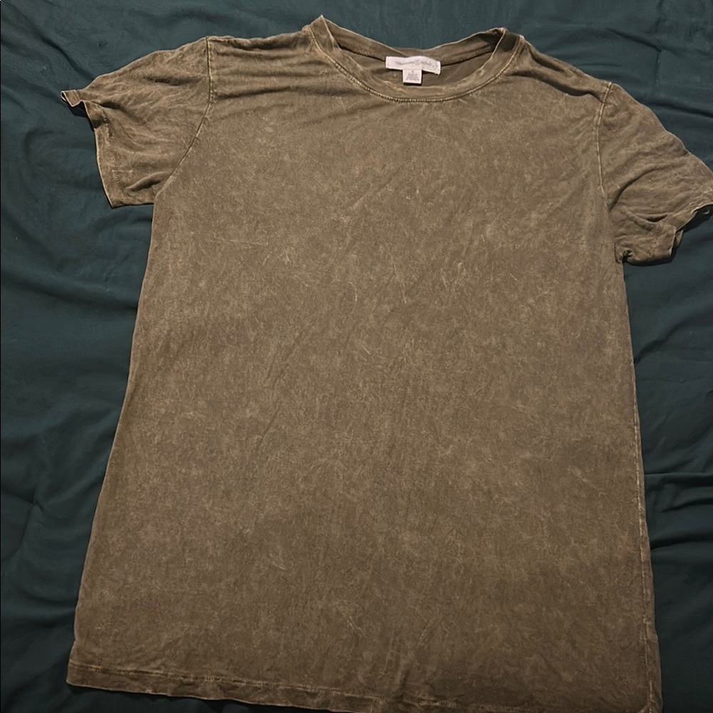 Treasure & Bond Green Short Sleeve Tee with Vintage Style